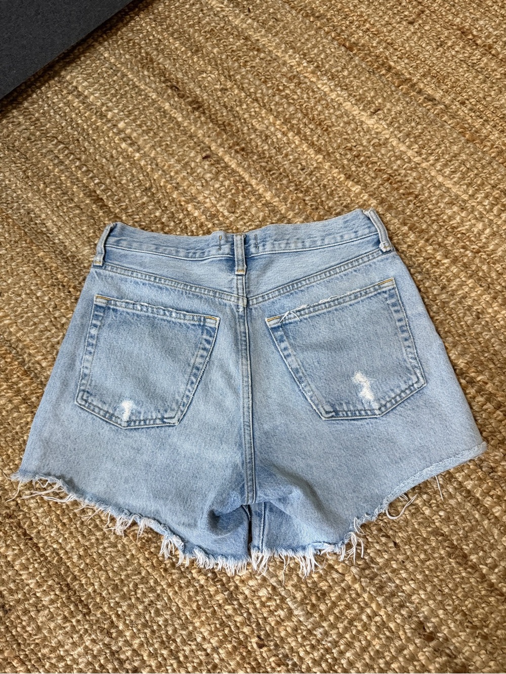 AGOLDE Parker Long Shorts 25 - Picture 2 of 2
